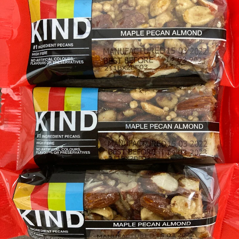 12x KIND Maple Pecan & Almond Bars (4 Packs of 3x30g)